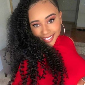 Meet your Posher, Christina